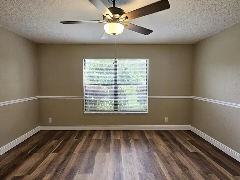 1541 Windorah Way #C — Photo 16
