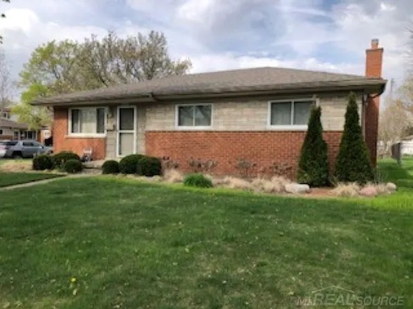 32835 Columbus Dr, Warren, MI 48088