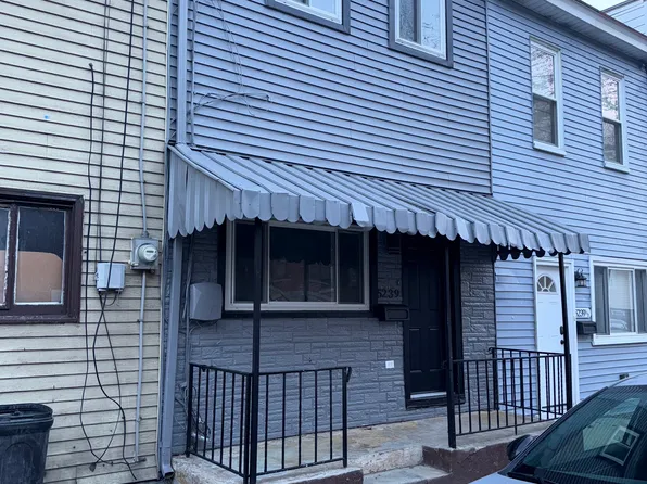 5239 Keystone St, Pittsburgh, PA 15201