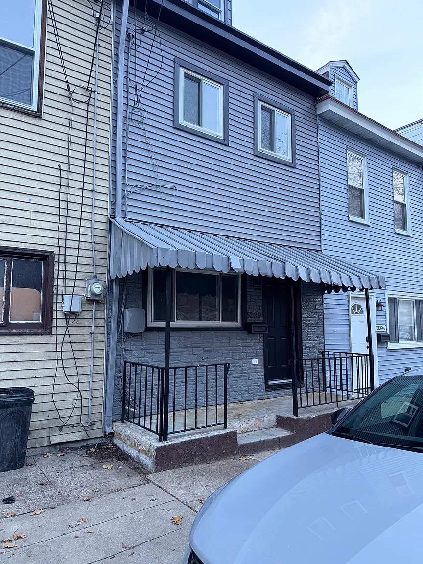 5239 Keystone St photo 1