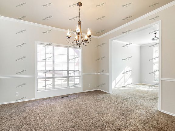 5th image of 8619 E 95th Pl