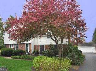 16 Elmwood Ter, Lancaster, PA 17601