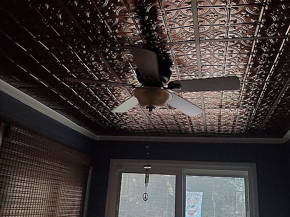 5th image of 1336 W Parrish Ave