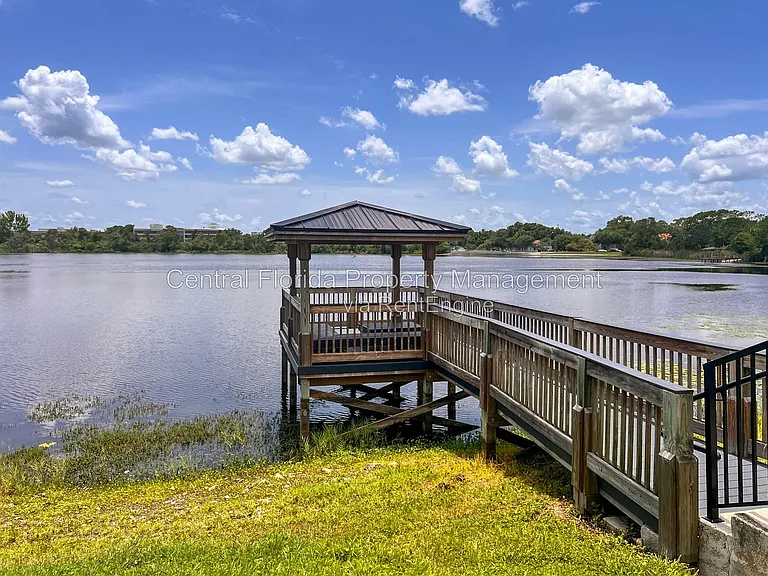 954 N Lake Destiny Rd #1-H — Photo 15