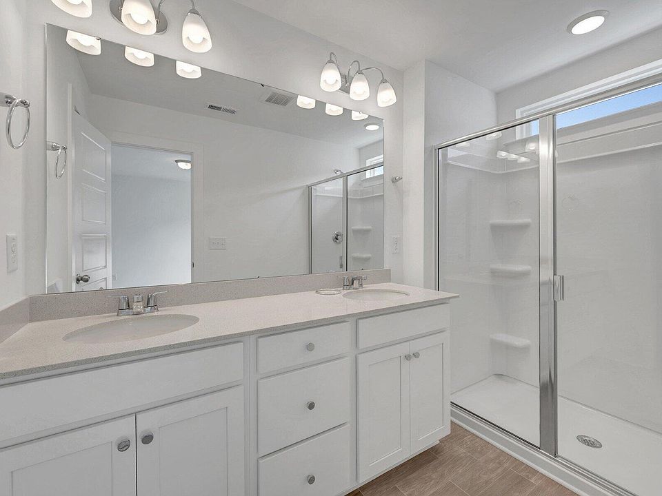 1st image of 24 Serpens Dr #222