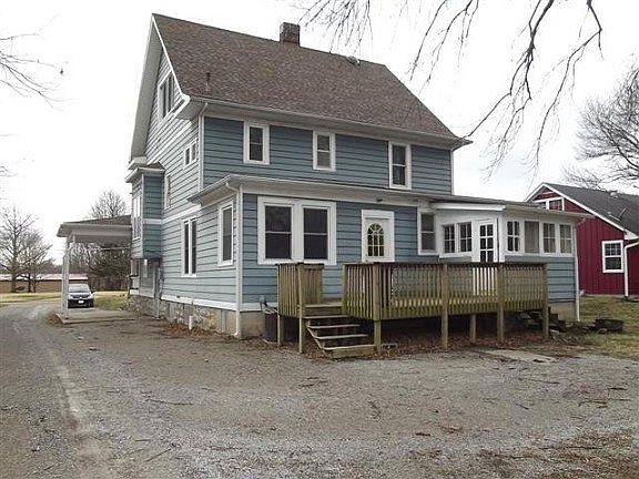3rd image of 1109 E Eastwood St