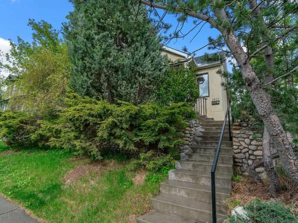 3830 W 1st St SW, Calgary, AB T2S 1R3