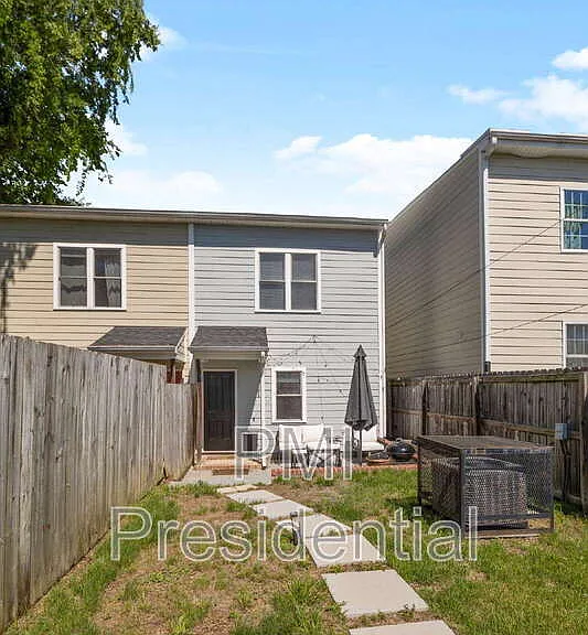 1107 N 27th St — Photo 21