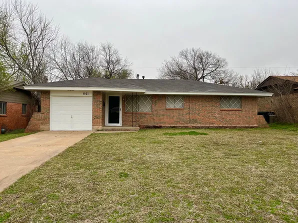 641 SW 1st St, Moore, OK 73160