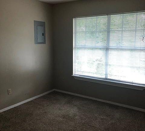 4th image of 1220 Clifton St APT 1C