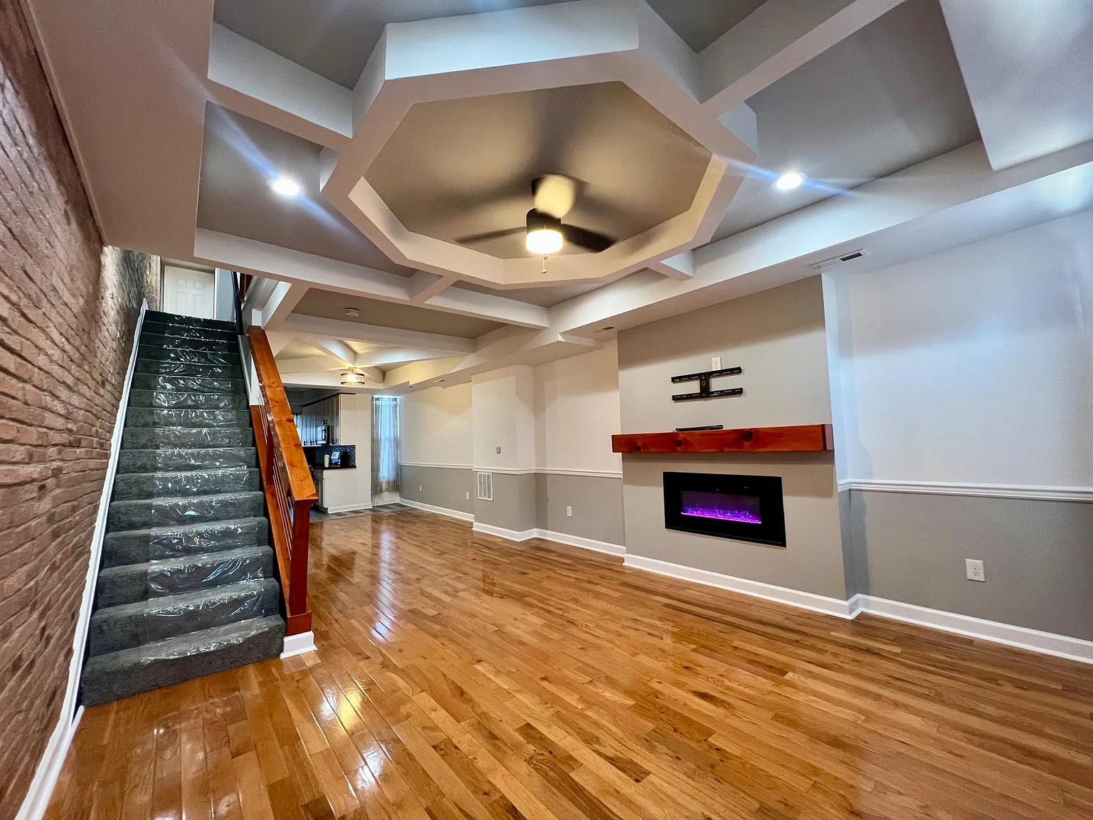 3 bed, 2.5 bath, 1500 sqft, $2,200 — Photo 4