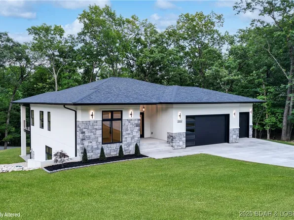 1002 Grand Point Blvd, Sunrise Beach, MO 65079