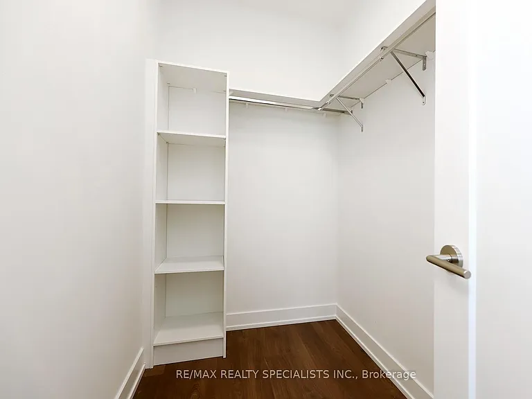 25 Cordova Ave #511 — Photo 21
