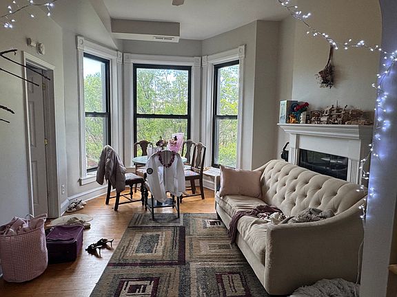 2nd image of 1038 S Oakley Blvd APT 3