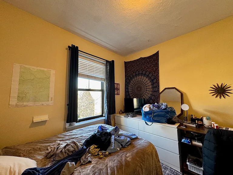 1516 Tremont St #3 — Photo 16