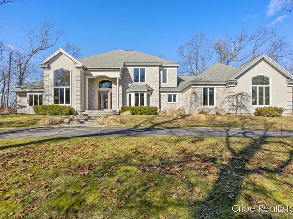4844 Summer Ridge Ct NE, Ada, MI 49301