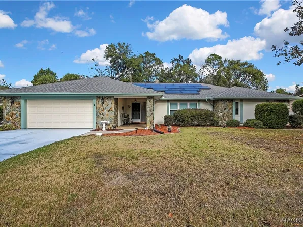 4 Hemlock Ct E, Homosassa, FL 34446