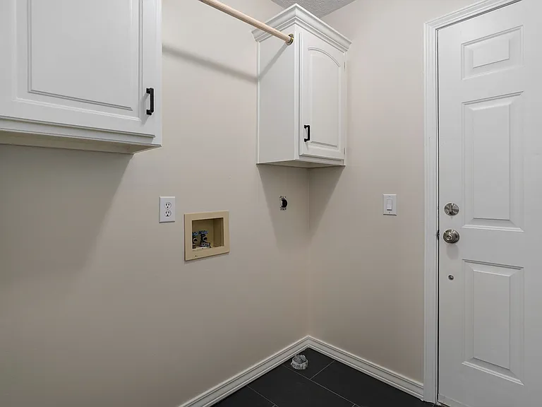 2921 S Eldon Ave — Photo 30