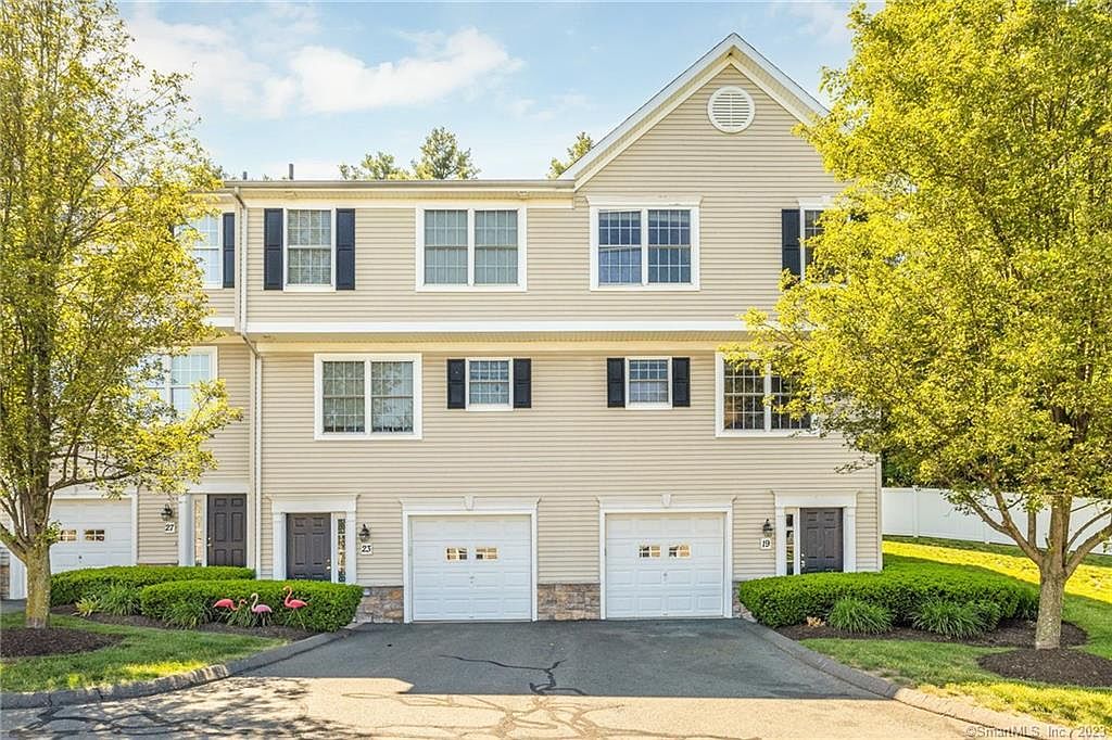 19 Nolan Cir #19, Manchester, CT 06042 | Zillow