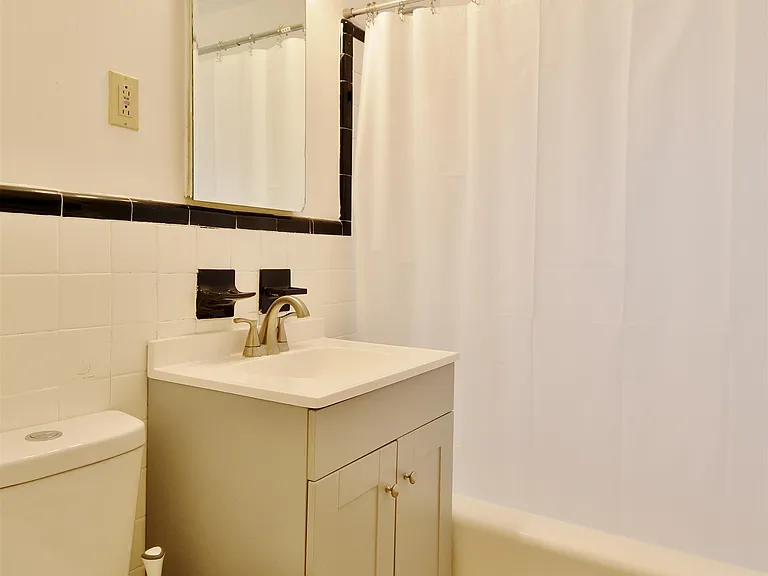 34 Newman Ave #1 — Photo 13