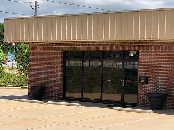 3rd image of 101A Cely Ln