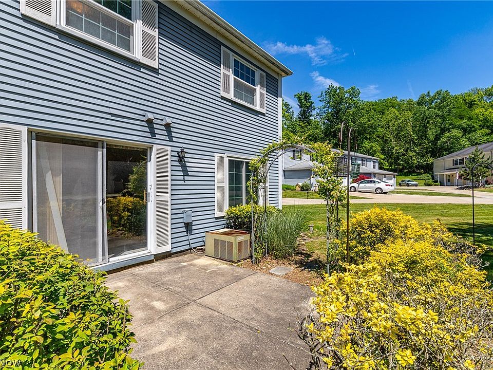 1st image of 13652 Oakbrook Dr