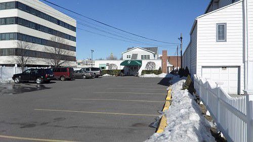 5th image of 20 Lincoln Ave