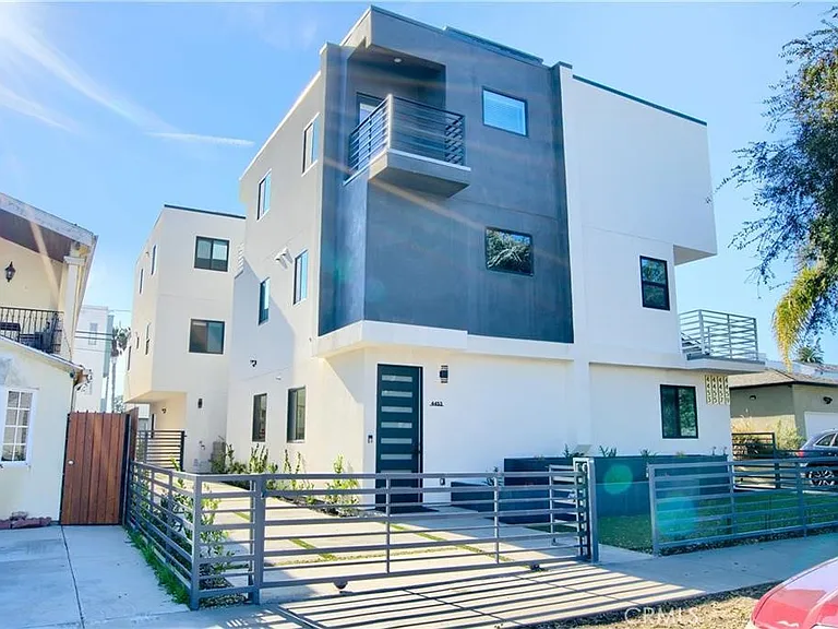 4455 S Slauson Ave — Photo 1