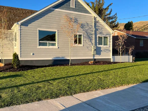 489 Jackson St, Afton, WY 83110