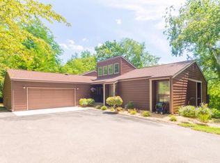 W5201 Birchwood Ln, La Crosse, WI 54601