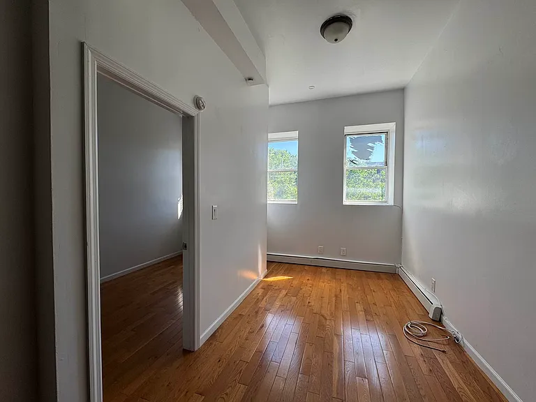 259 W 121st St #4B — Photo 2