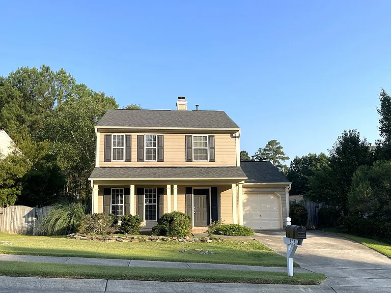 606 Ascott Way — Photo 1
