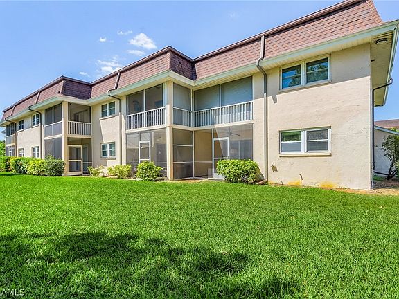 2nd image of 7401 Constitution Cir APT 6A