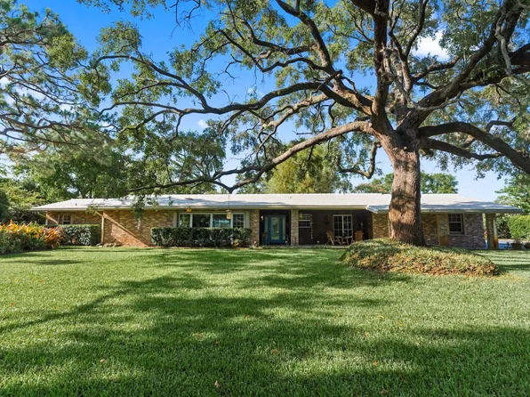 4500 Cedar Hill Road, Coconut Creek, FL 33066