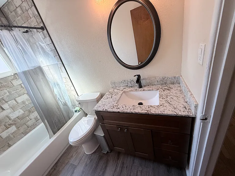 10301 San Leandro St — Photo 15