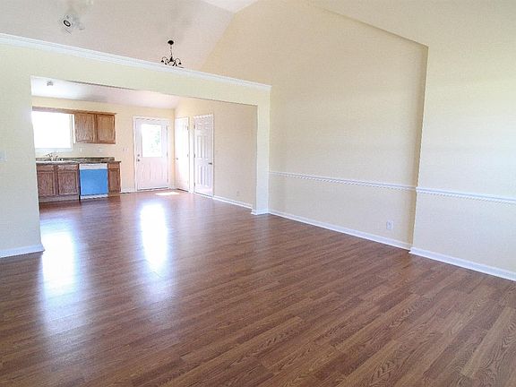2nd image of 312 Walker Ln