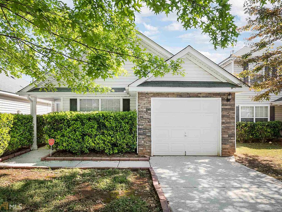 1st image of 330 Barshay Dr #326