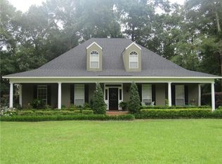 201 Magnolia Ct, Axis, AL 36505