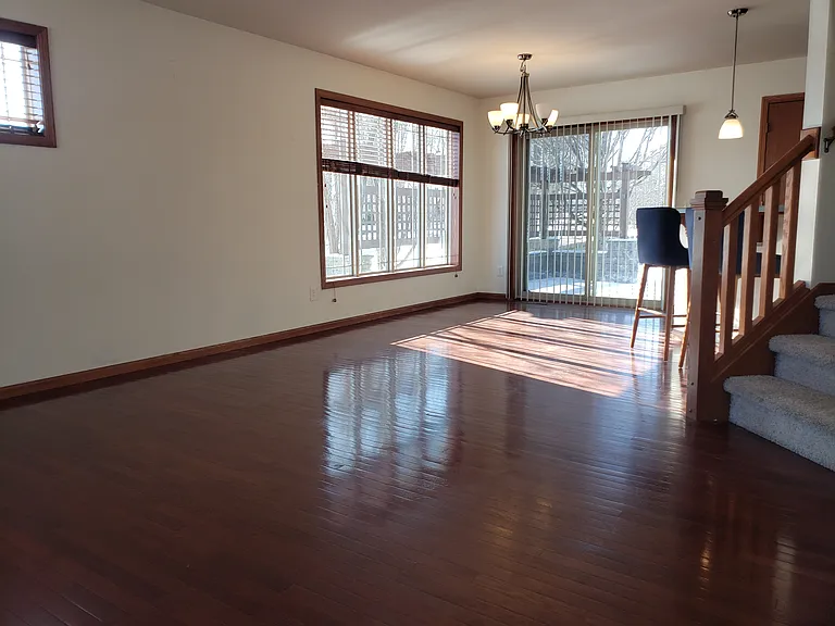 3718 Stonebridge Dr — Photo 2