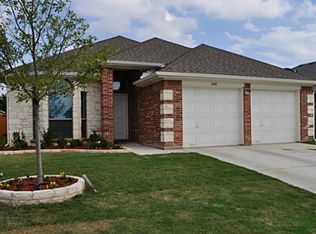 660 Alexander St, Grand Prairie, TX 75051