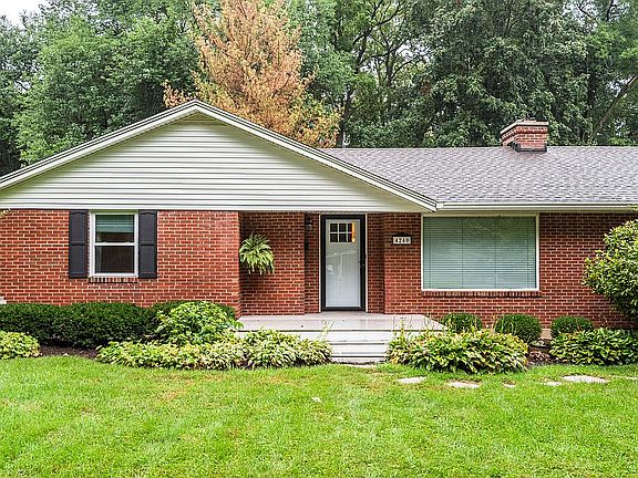 3rd image of 4240 Wood Acre Dr