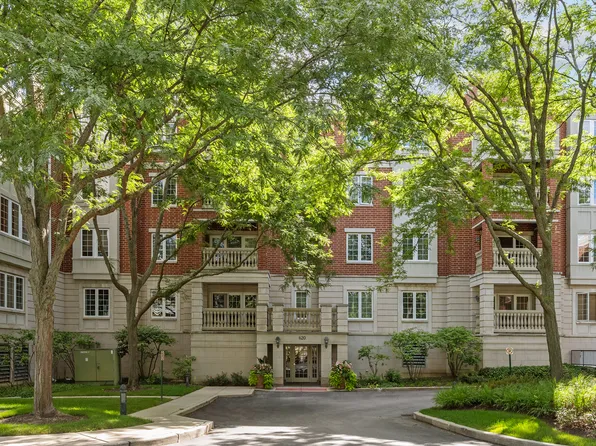 620 Homewood Ave APT 207, Highland Park, IL 60035