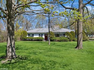 593 Greenvale Rd, Lake Forest, IL 60045