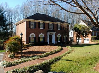 5418 Kingsbridge Rd, Winston Salem, NC 27103