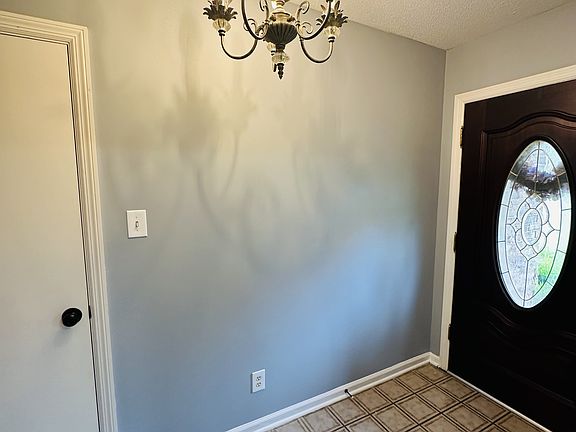 3rd image of 8504 Kent Dr