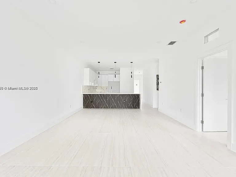 10745 SW 217th St — Photo 13