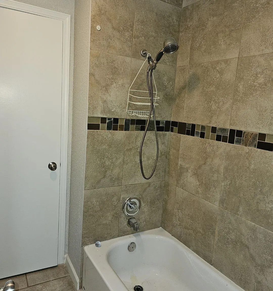 FL-3200 W Britton Rd - 323 — Photo 2