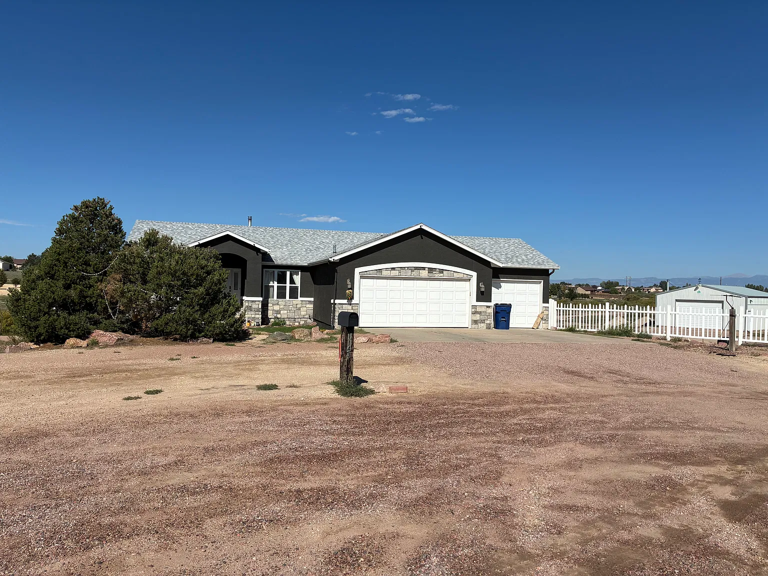 4 bed, 3198 sqft, $3,300 — Photo 1
