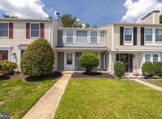 6922 Villa Del Rey Ct, Springfield, VA 22150