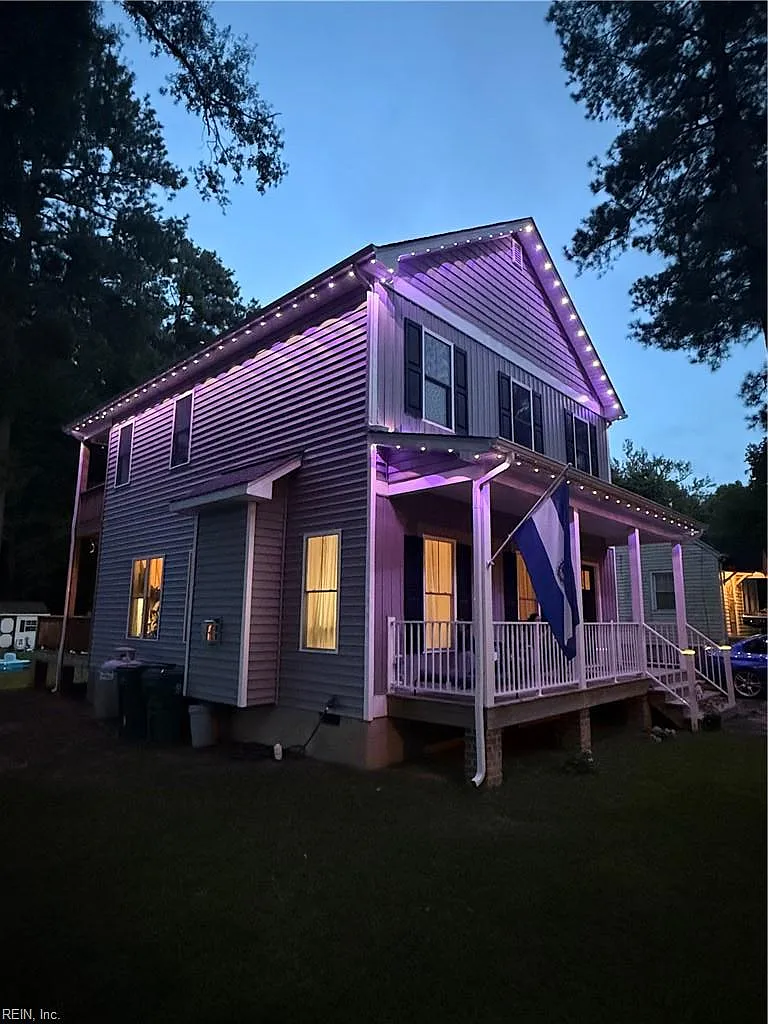 3 bed, 2.5 bath, 1724 sqft, $2,900 — Photo 3